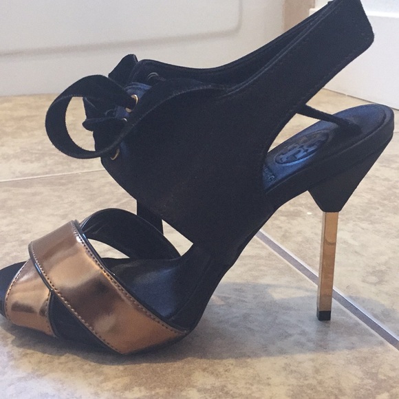 Tory Burch heels - Picture 3 of 6